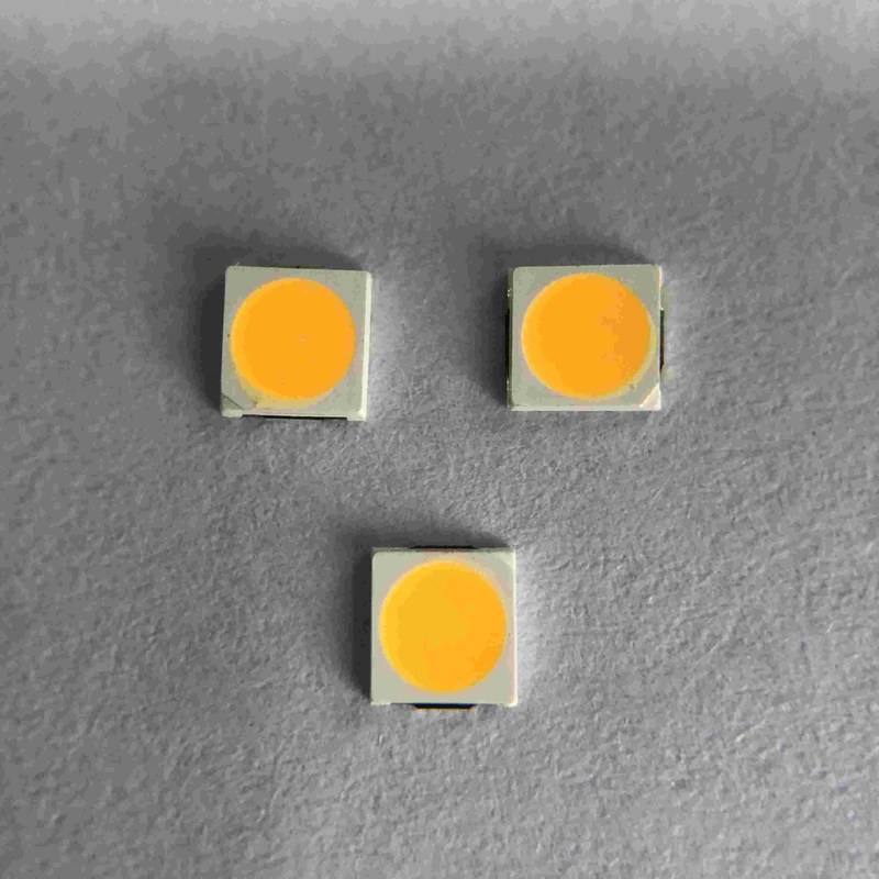 High Lumen 3030 6V 150MA SMD LED Chip For Street Mining Tunnel Flood Light